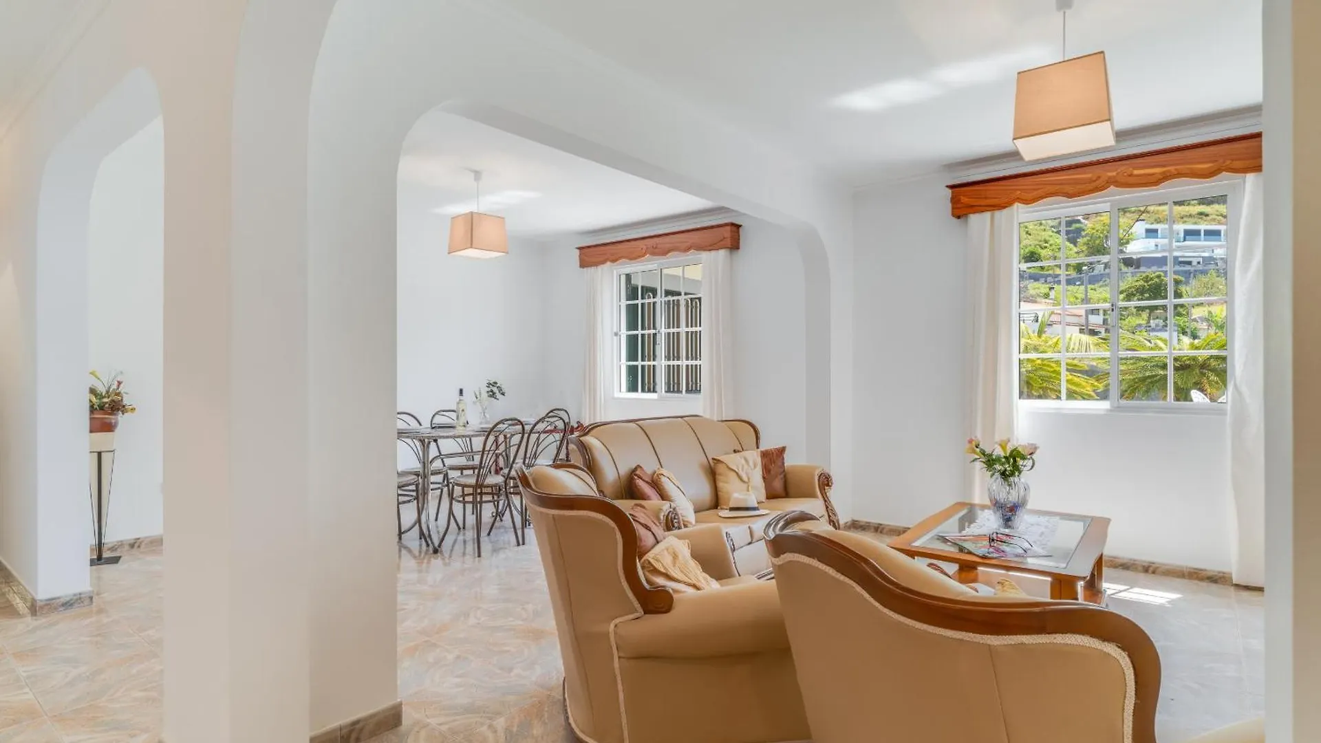 Familia Teixeira House By Ah Villa Arco da Calheta  Holiday home Arco da Calheta (Madeira)